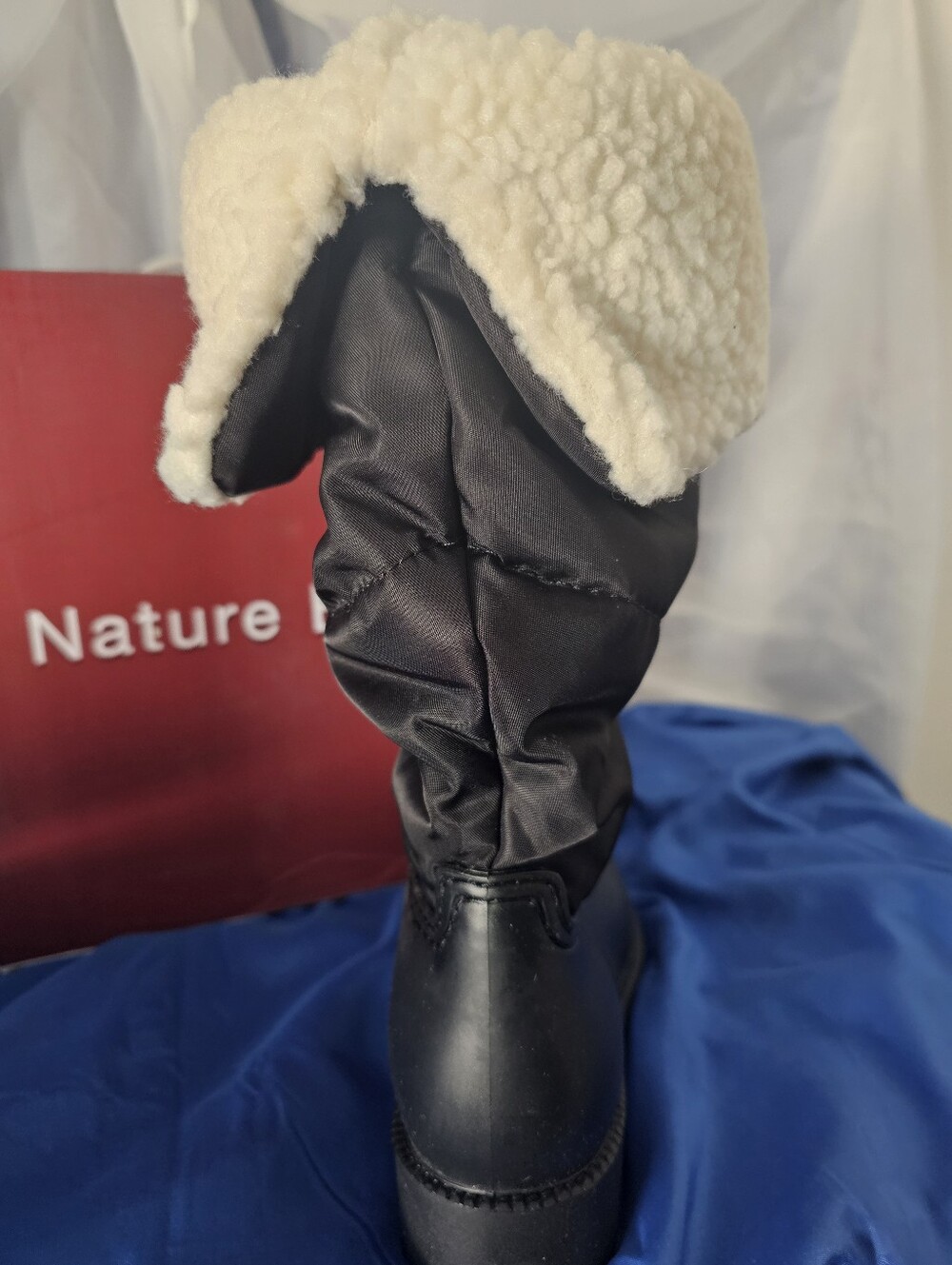 Elegant Black Quilted Heeled Boots - Picture 7 of 7